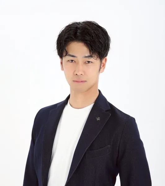 山田 真史